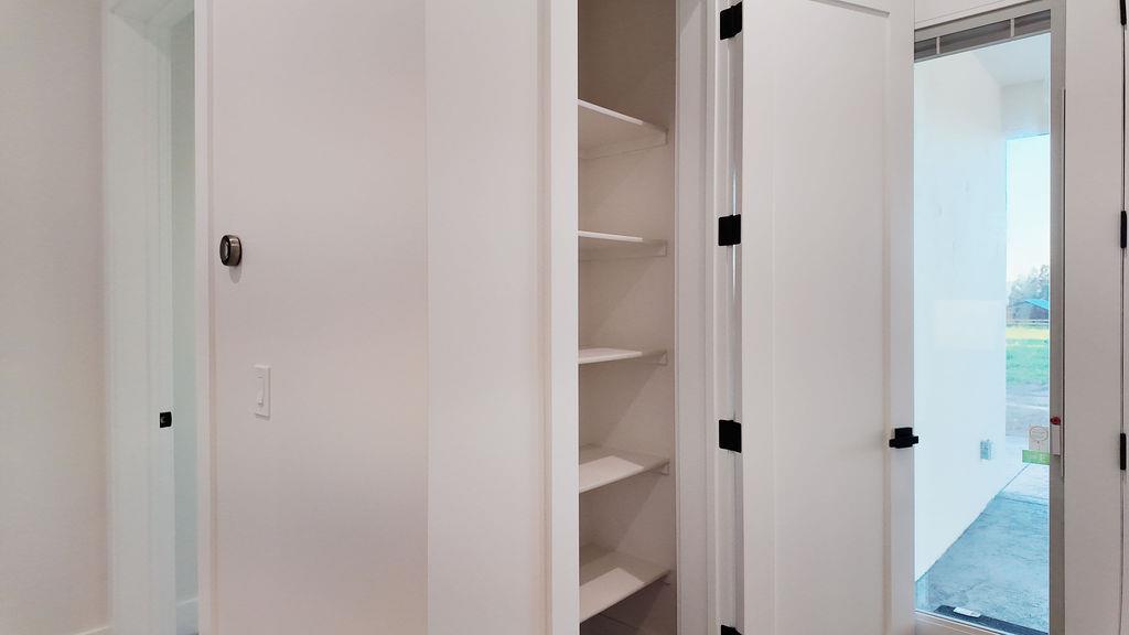 Detail Gallery Image 19 of 40 For 600 Torrano Ct, Hollister,  CA 95023 - 4 Beds | 3/1 Baths