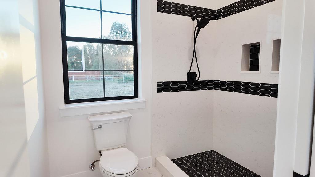 Detail Gallery Image 23 of 40 For 600 Torrano Ct, Hollister,  CA 95023 - 4 Beds | 3/1 Baths