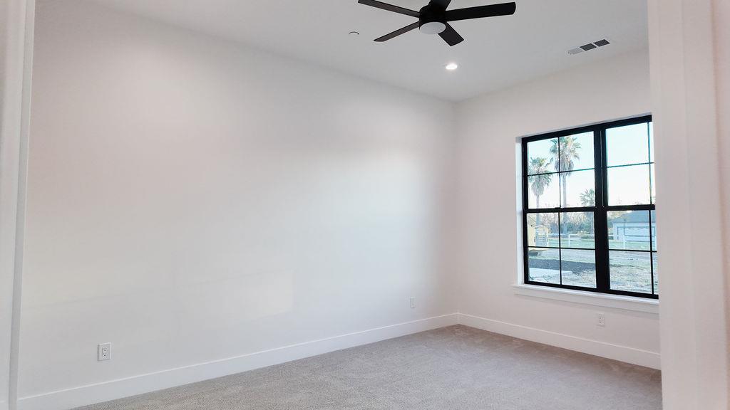 Detail Gallery Image 30 of 40 For 600 Torrano Ct, Hollister,  CA 95023 - 4 Beds | 3/1 Baths