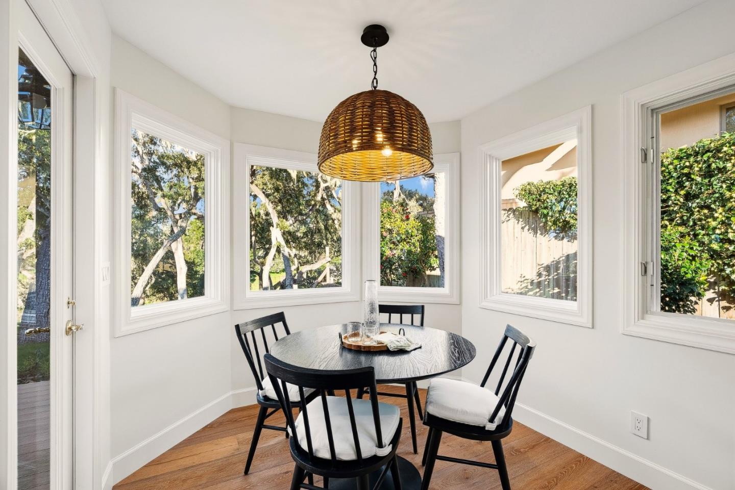 Detail Gallery Image 15 of 57 For 1171 Arroyo Dr, Pebble Beach,  CA 93953 - 4 Beds | 4 Baths