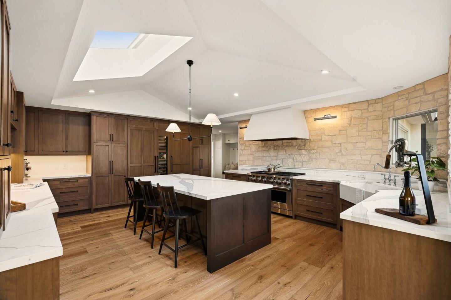 Detail Gallery Image 17 of 57 For 1171 Arroyo Dr, Pebble Beach,  CA 93953 - 4 Beds | 4 Baths