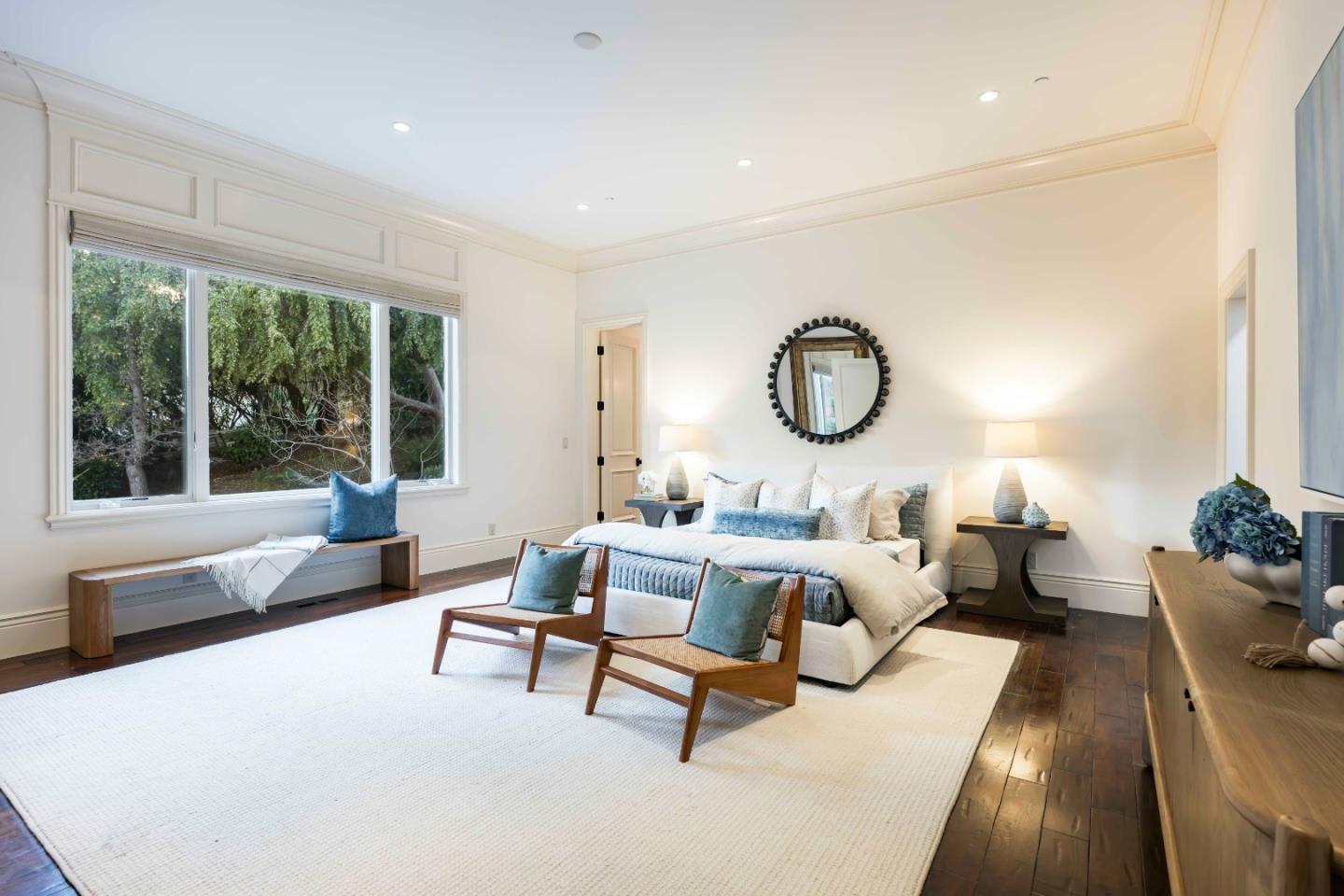 Detail Gallery Image 16 of 45 For 85 Belbrook Way, Atherton,  CA 94027 - 5 Beds | 6/1 Baths