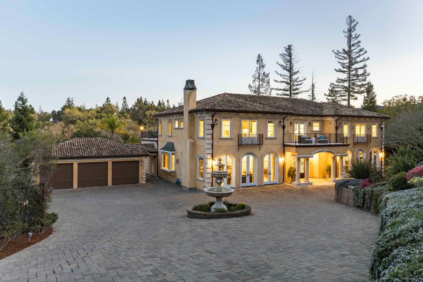 Detail Gallery Image 2 of 45 For 85 Belbrook Way, Atherton,  CA 94027 - 5 Beds | 6/1 Baths