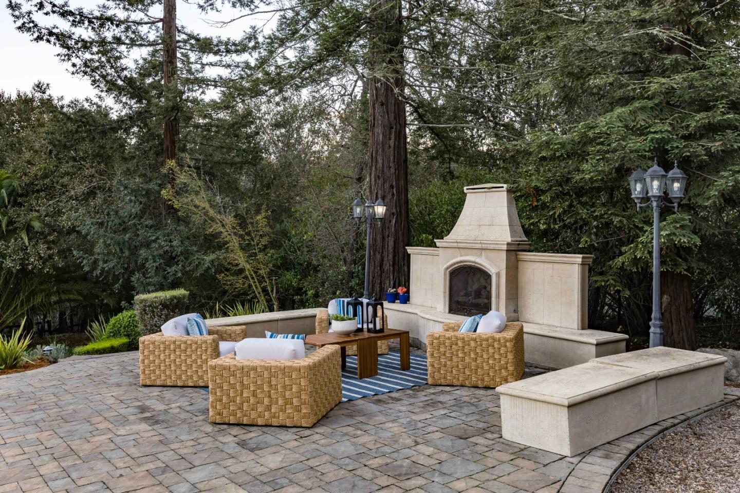 Detail Gallery Image 41 of 45 For 85 Belbrook Way, Atherton,  CA 94027 - 5 Beds | 6/1 Baths