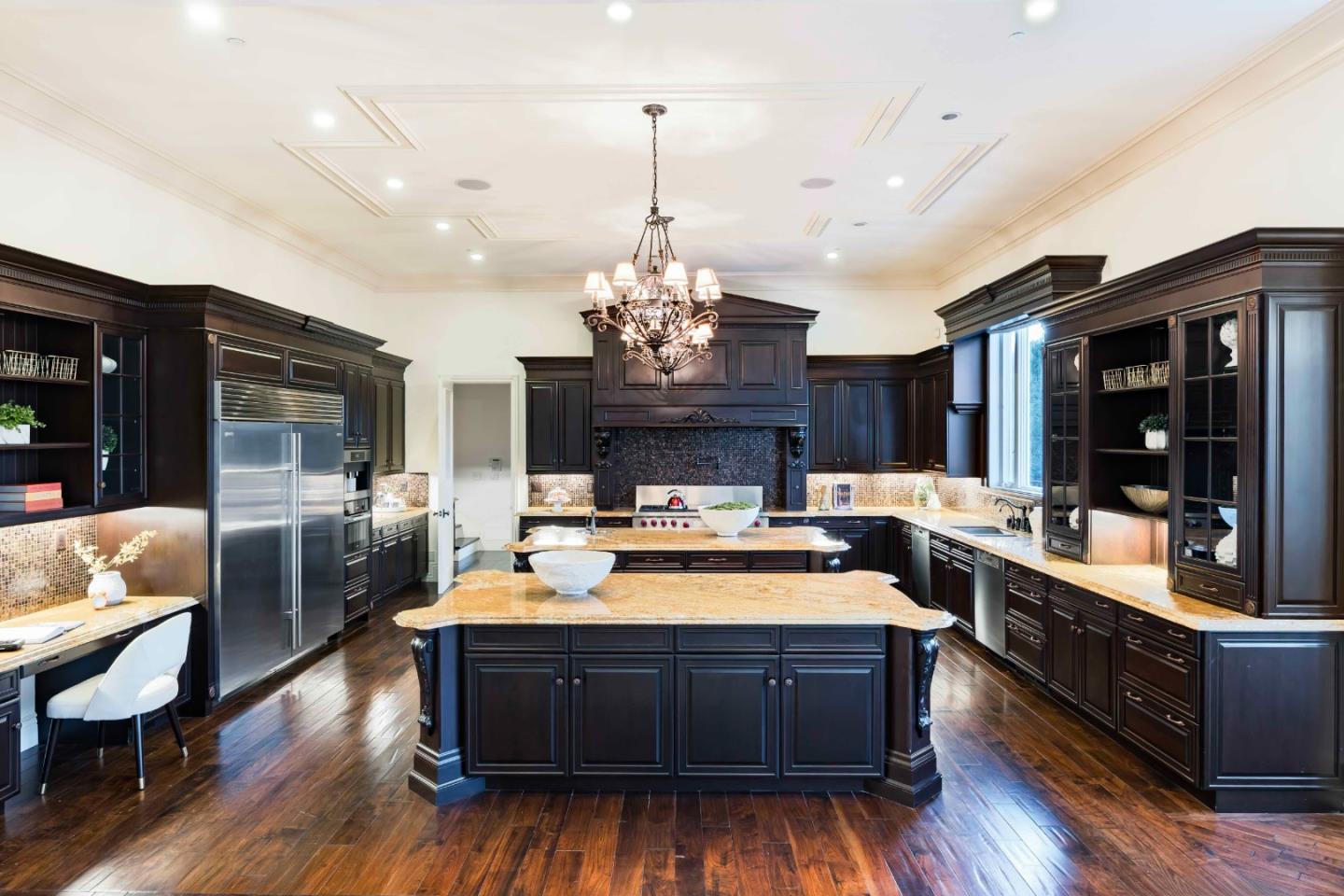 Detail Gallery Image 6 of 45 For 85 Belbrook Way, Atherton,  CA 94027 - 5 Beds | 6/1 Baths