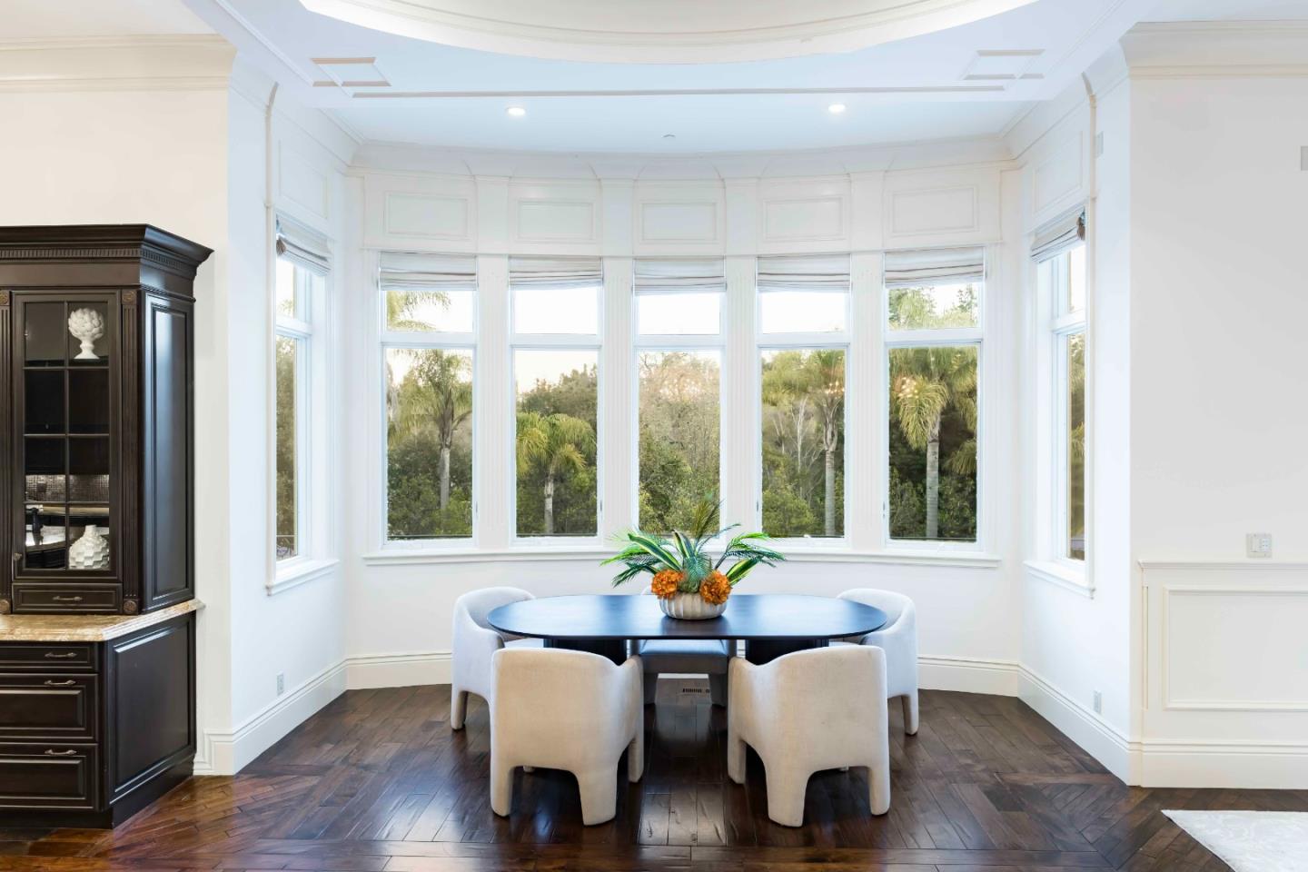 Detail Gallery Image 8 of 45 For 85 Belbrook Way, Atherton,  CA 94027 - 5 Beds | 6/1 Baths