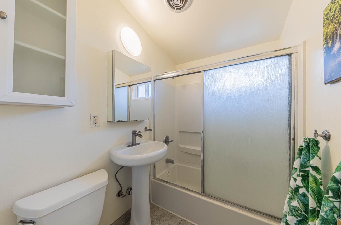 Detail Gallery Image 19 of 23 For 1216 Funston Ave, Pacific Grove,  CA 93950 - 2 Beds | 1 Baths