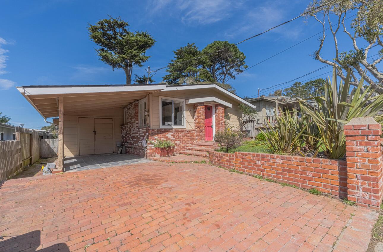Detail Gallery Image 2 of 23 For 1216 Funston Ave, Pacific Grove,  CA 93950 - 2 Beds | 1 Baths