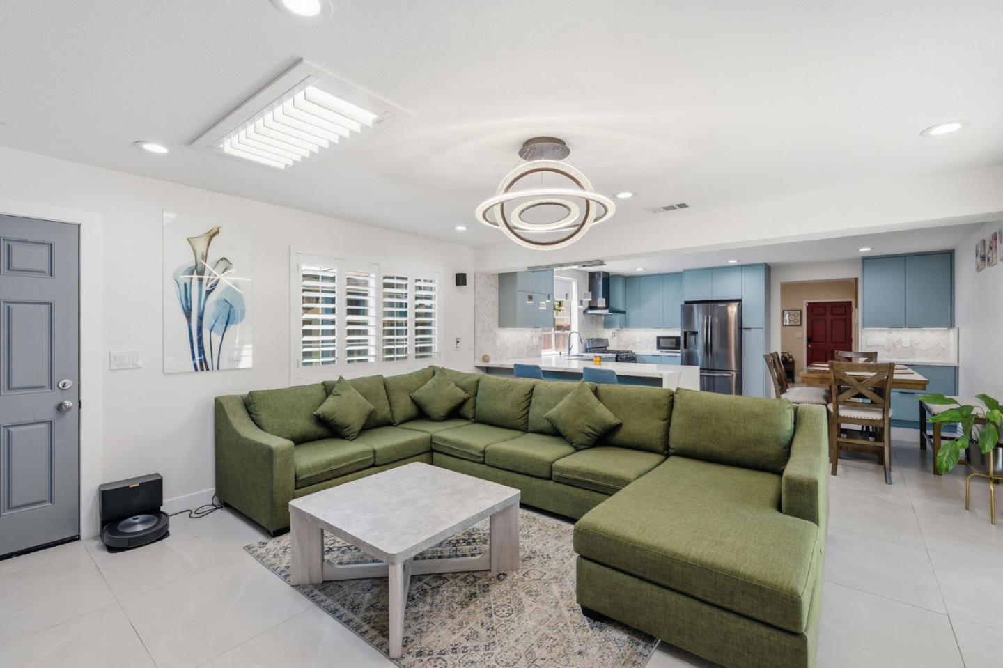 Detail Gallery Image 20 of 47 For 582 Oldbrook Ct, San Jose,  CA 95111 - 4 Beds | 2 Baths