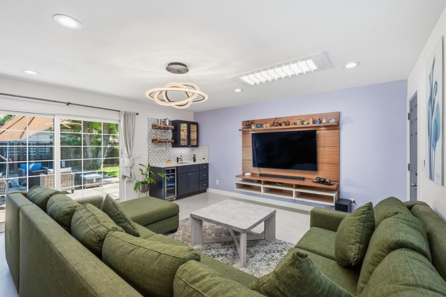 Detail Gallery Image 21 of 47 For 582 Oldbrook Ct, San Jose,  CA 95111 - 4 Beds | 2 Baths