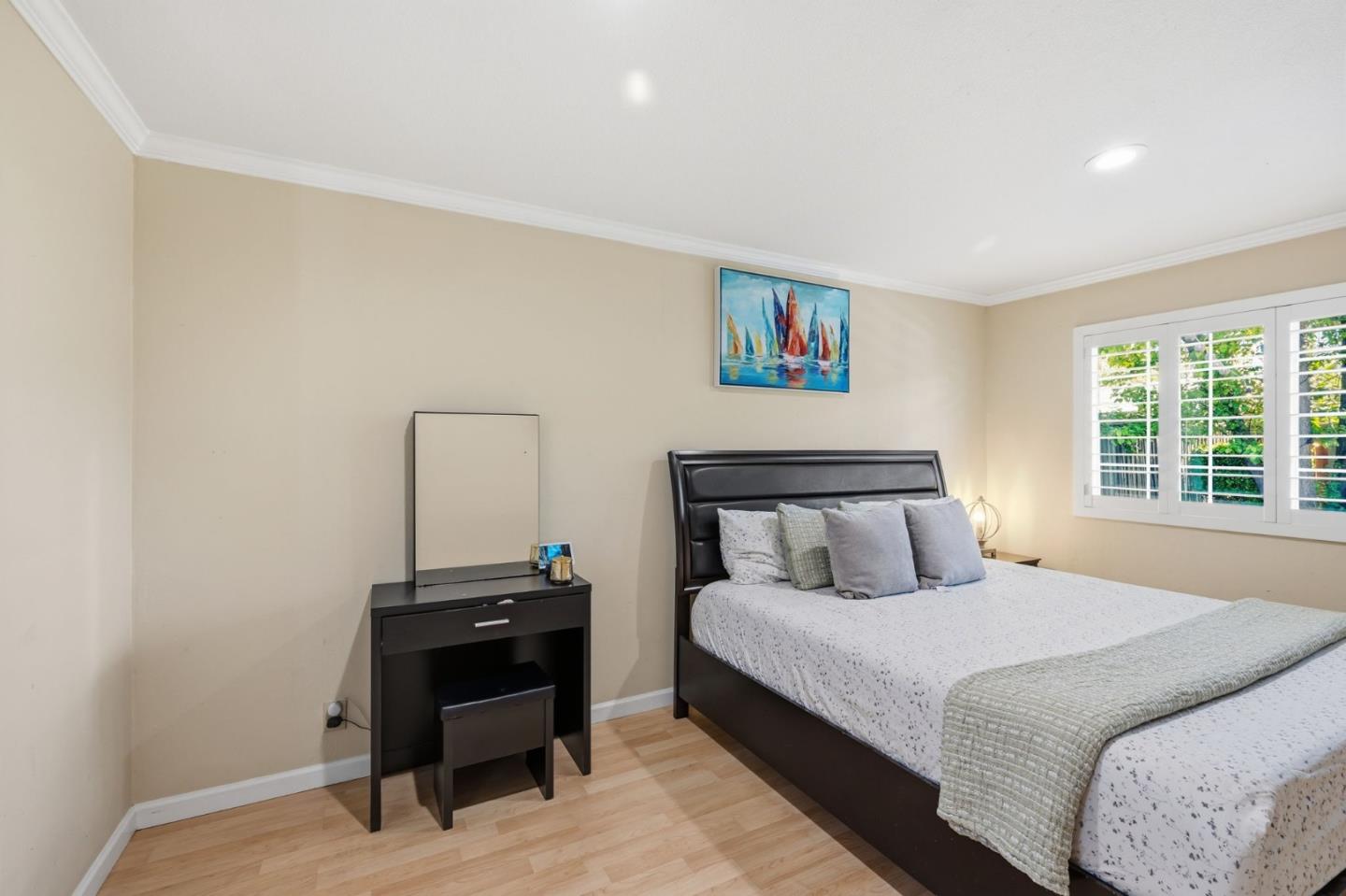 Detail Gallery Image 28 of 47 For 582 Oldbrook Ct, San Jose,  CA 95111 - 4 Beds | 2 Baths