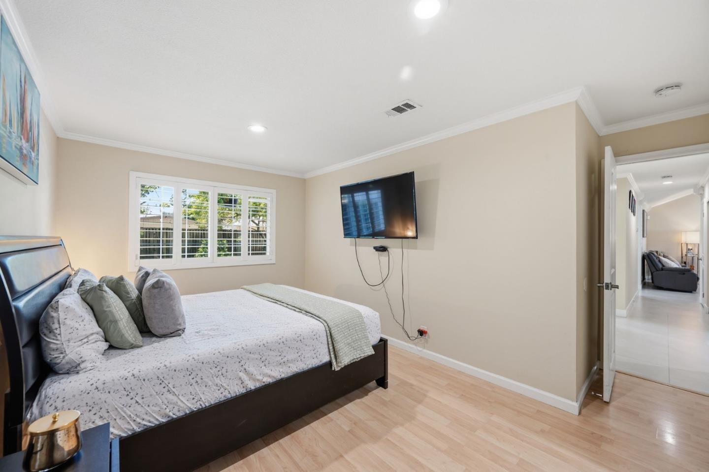 Detail Gallery Image 30 of 47 For 582 Oldbrook Ct, San Jose,  CA 95111 - 4 Beds | 2 Baths