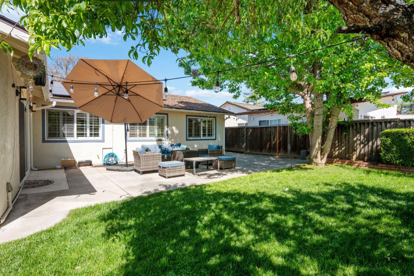 Detail Gallery Image 33 of 47 For 582 Oldbrook Ct, San Jose,  CA 95111 - 4 Beds | 2 Baths