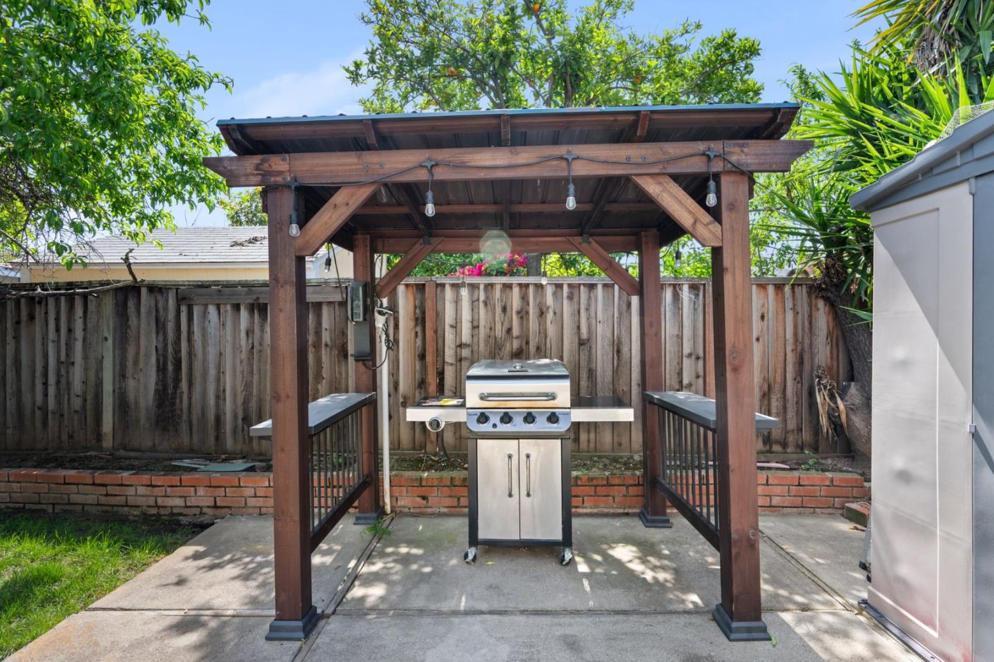 Detail Gallery Image 34 of 47 For 582 Oldbrook Ct, San Jose,  CA 95111 - 4 Beds | 2 Baths