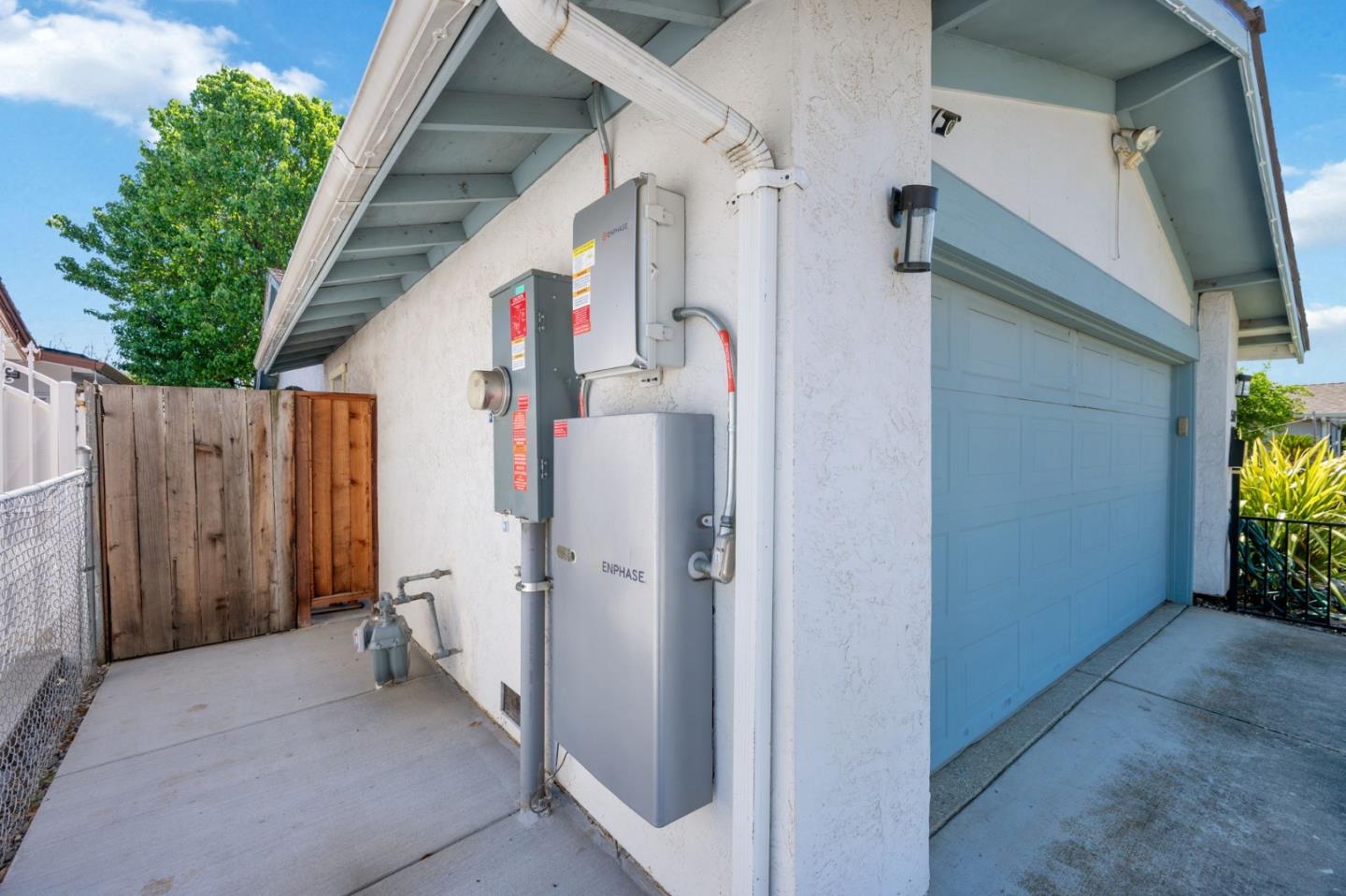 Detail Gallery Image 43 of 47 For 582 Oldbrook Ct, San Jose,  CA 95111 - 4 Beds | 2 Baths