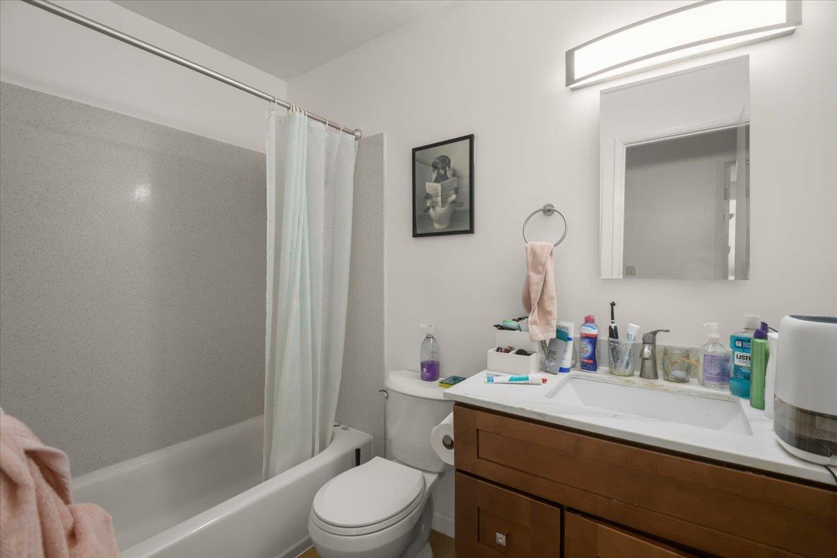 Detail Gallery Image 11 of 23 For 1626 Francisco St, Berkeley,  CA 94703 - – Beds | – Baths