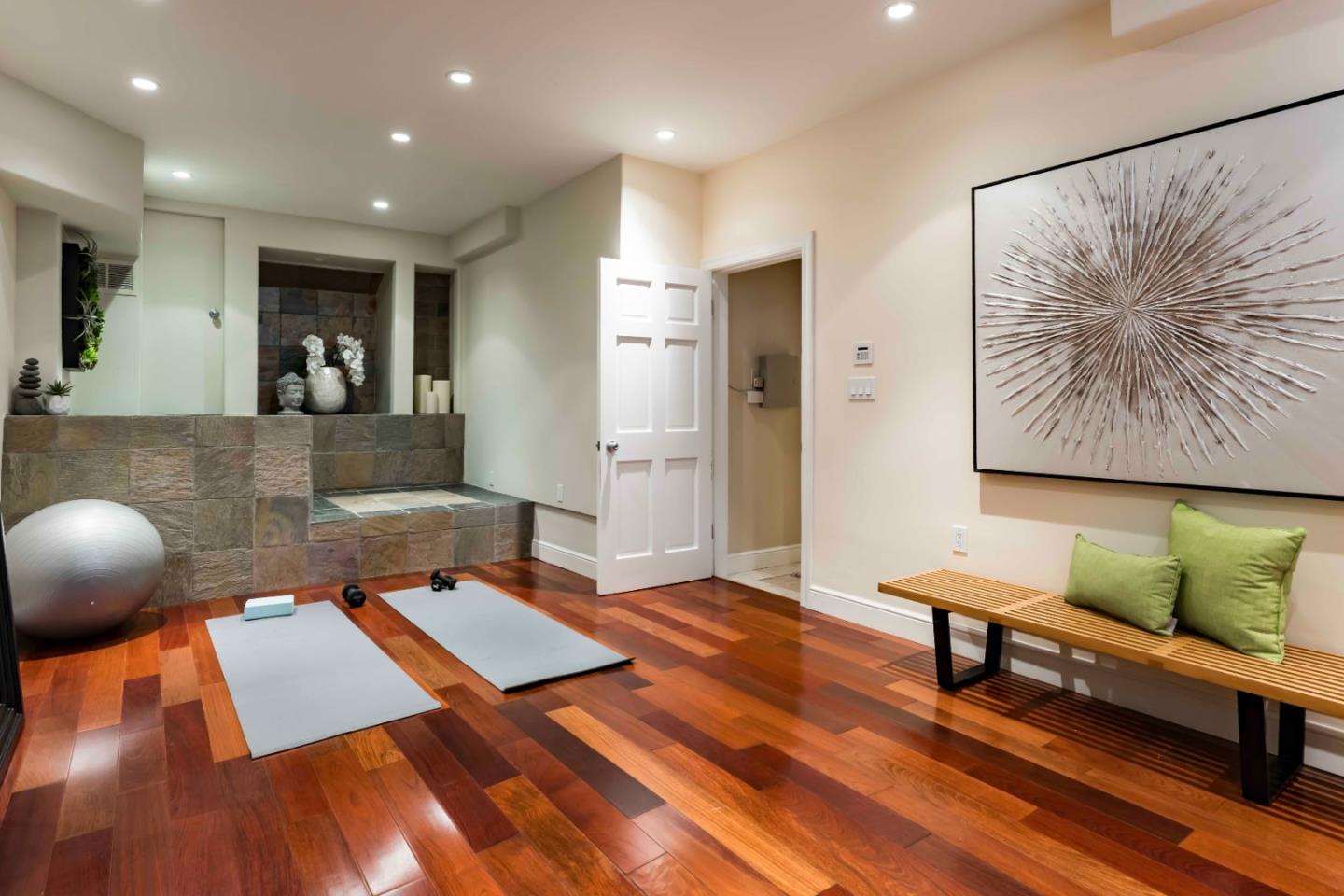 Detail Gallery Image 15 of 37 For 199 Hardwick Rd, Woodside,  CA 94062 - 4 Beds | 4/1 Baths