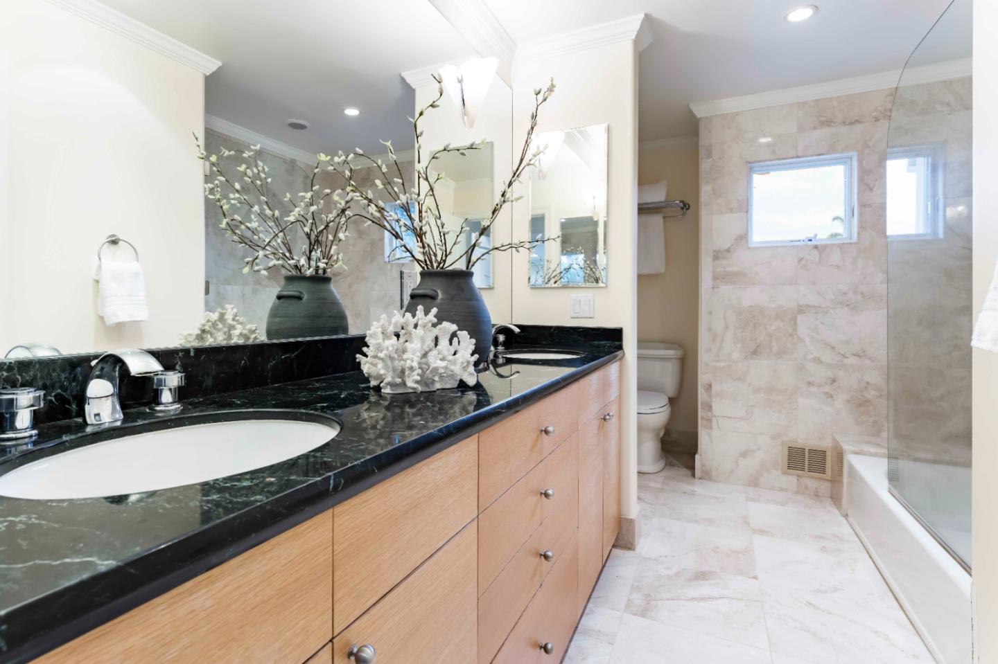 Detail Gallery Image 23 of 37 For 199 Hardwick Rd, Woodside,  CA 94062 - 4 Beds | 4/1 Baths