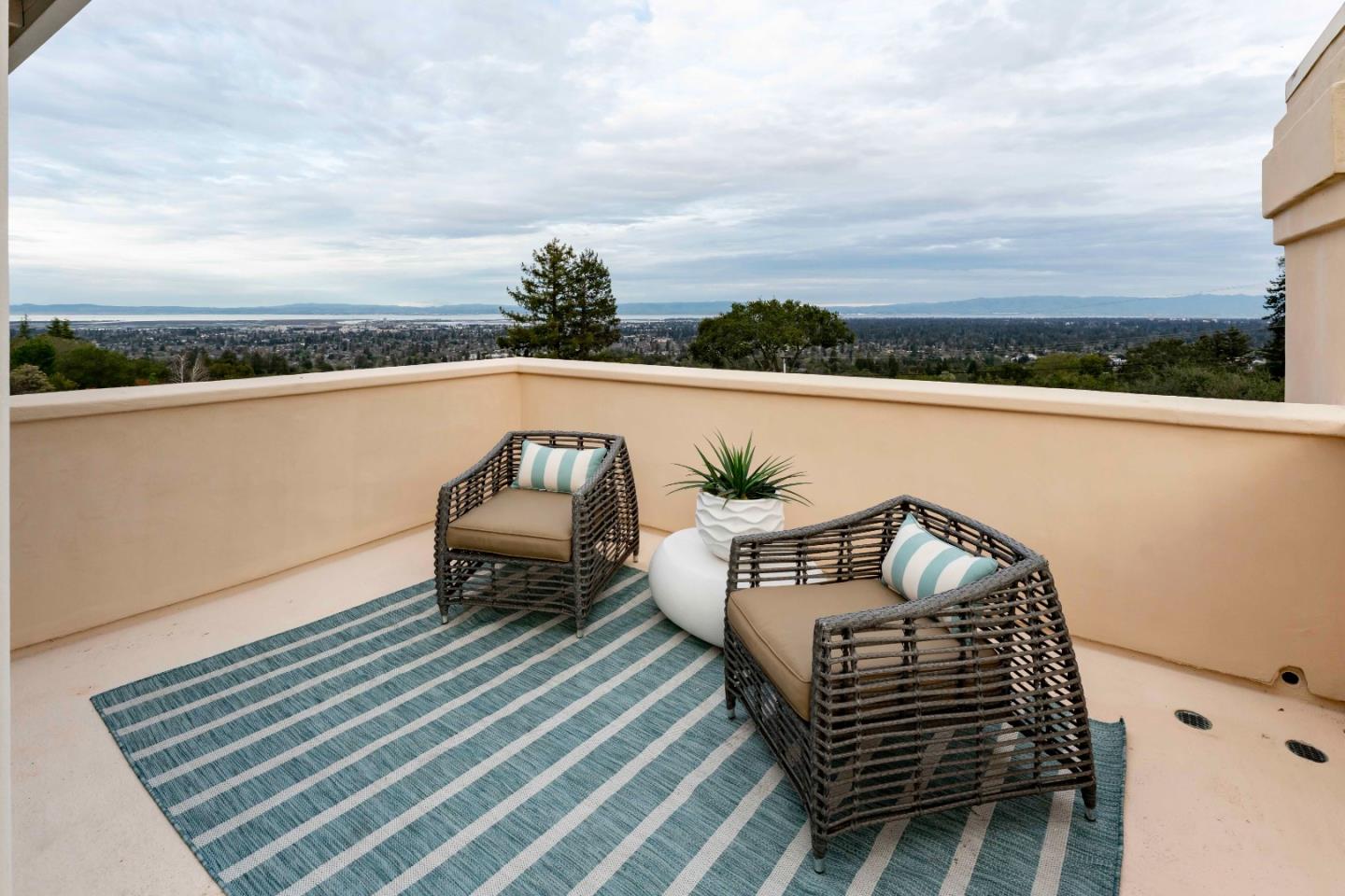 Detail Gallery Image 24 of 37 For 199 Hardwick Rd, Woodside,  CA 94062 - 4 Beds | 4/1 Baths