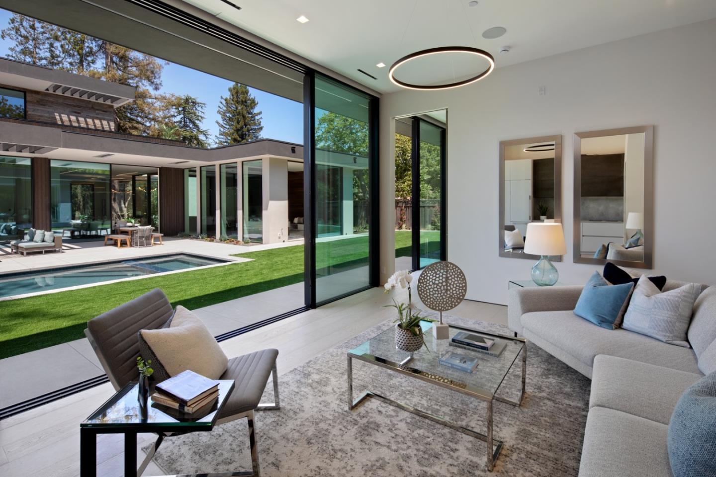 Detail Gallery Image 17 of 22 For 2171 Clayton Dr, Menlo Park,  CA 94025 - 7 Beds | 8/1 Baths