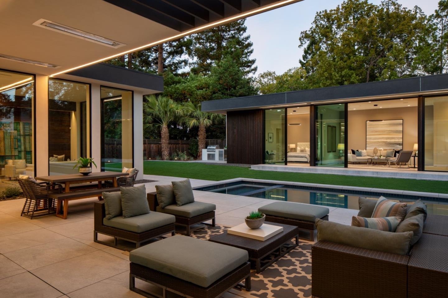 Detail Gallery Image 19 of 22 For 2171 Clayton Dr, Menlo Park,  CA 94025 - 7 Beds | 8/1 Baths