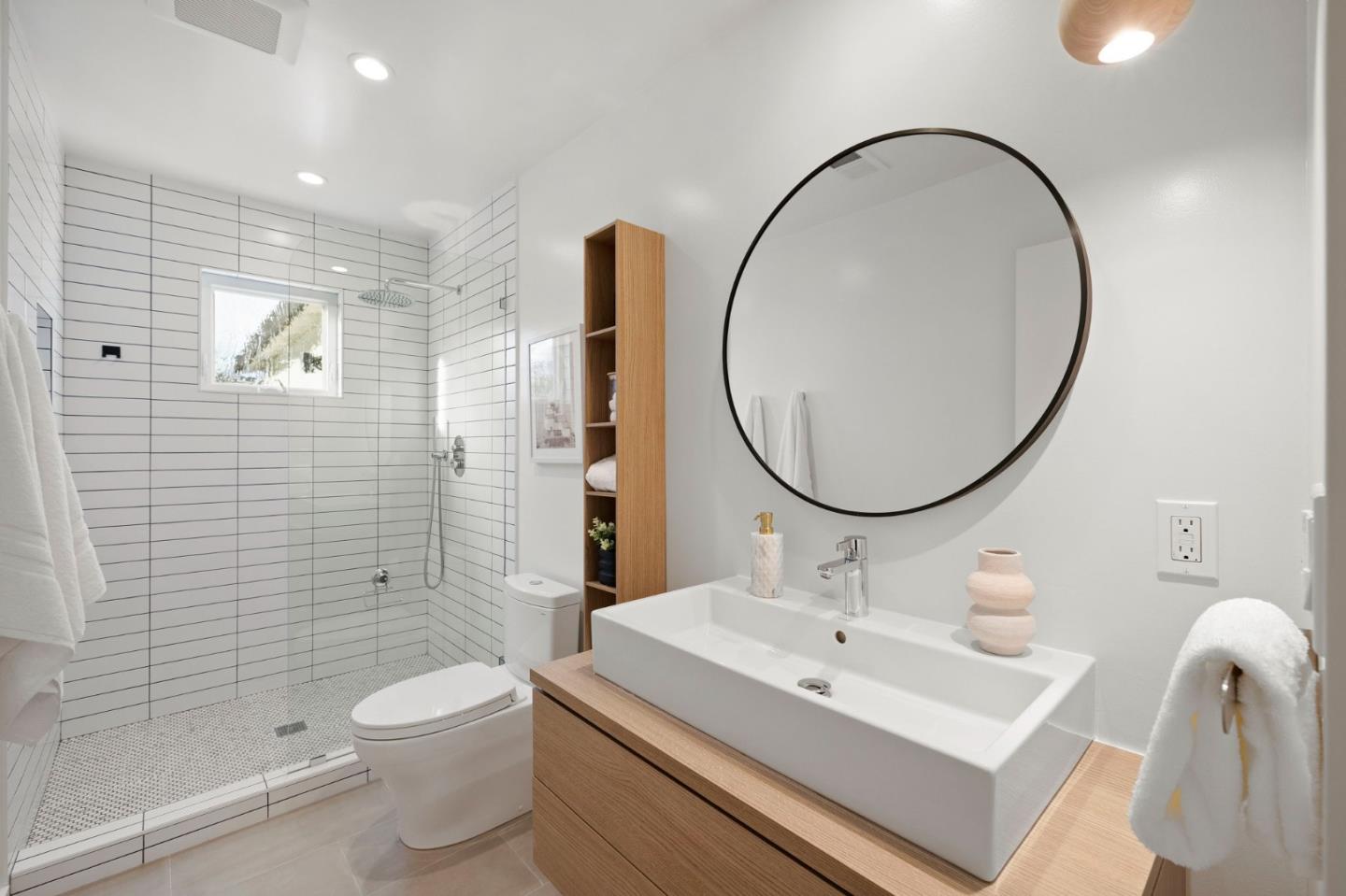 Detail Gallery Image 19 of 34 For 2044 Saint Francis Way, San Carlos,  CA 94070 - 3 Beds | 2 Baths