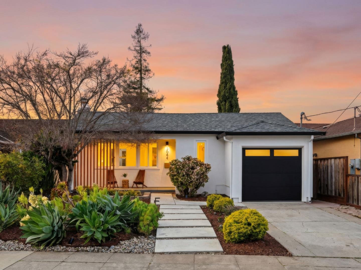 Detail Gallery Image 2 of 34 For 2044 Saint Francis Way, San Carlos,  CA 94070 - 3 Beds | 2 Baths