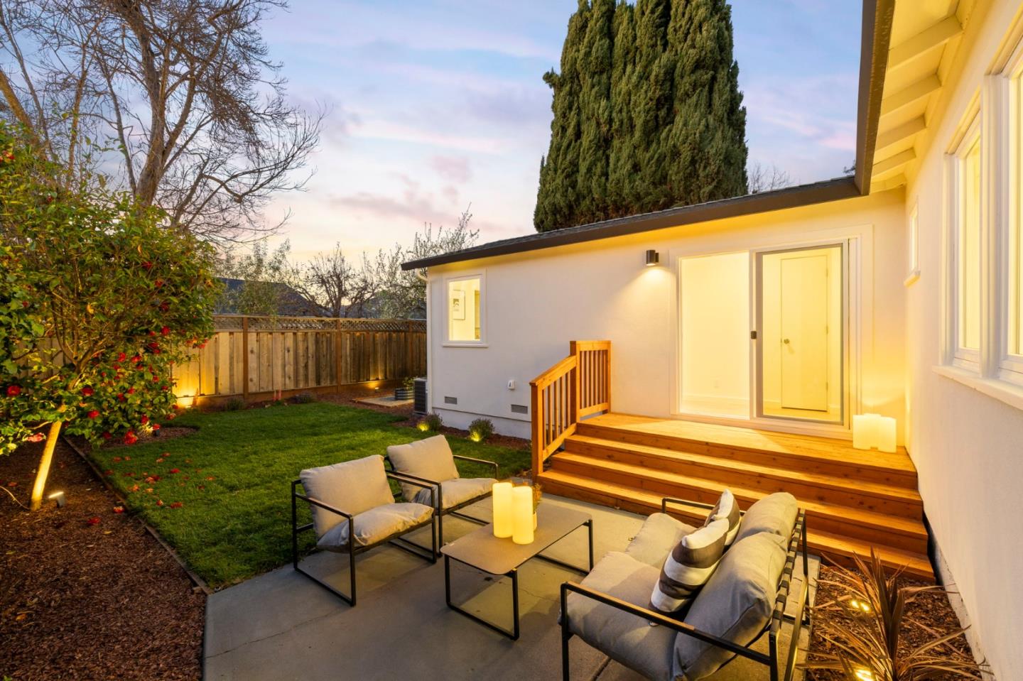 Detail Gallery Image 23 of 34 For 2044 Saint Francis Way, San Carlos,  CA 94070 - 3 Beds | 2 Baths