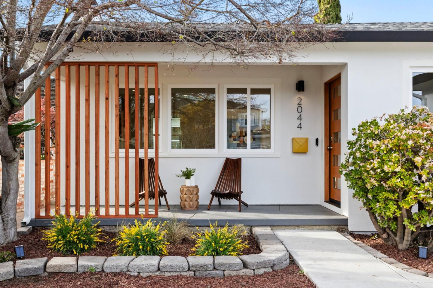 Detail Gallery Image 29 of 34 For 2044 Saint Francis Way, San Carlos,  CA 94070 - 3 Beds | 2 Baths