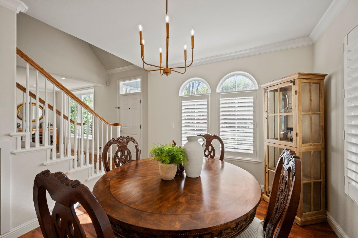 Detail Gallery Image 12 of 39 For 760 Partridge Ave, Menlo Park,  CA 94025 - 3 Beds | 2/1 Baths