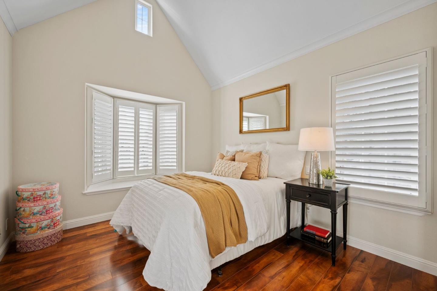 Detail Gallery Image 19 of 39 For 760 Partridge Ave, Menlo Park,  CA 94025 - 3 Beds | 2/1 Baths