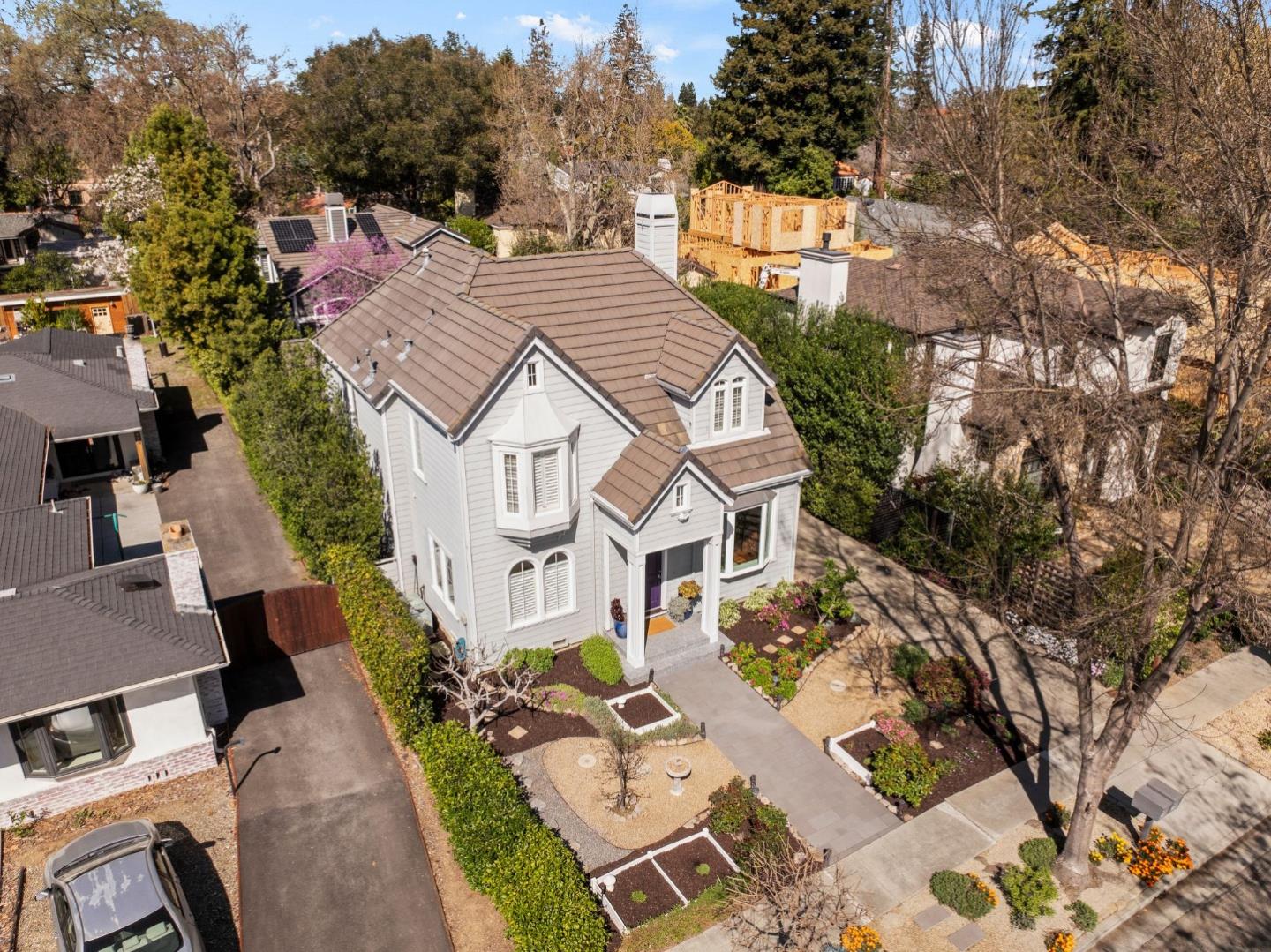 Detail Gallery Image 34 of 39 For 760 Partridge Ave, Menlo Park,  CA 94025 - 3 Beds | 2/1 Baths