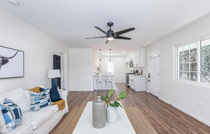 Detail Gallery Image 19 of 28 For 635 Paraiso, Spring Valley,  CA 91977 - 2 Beds | 2 Baths