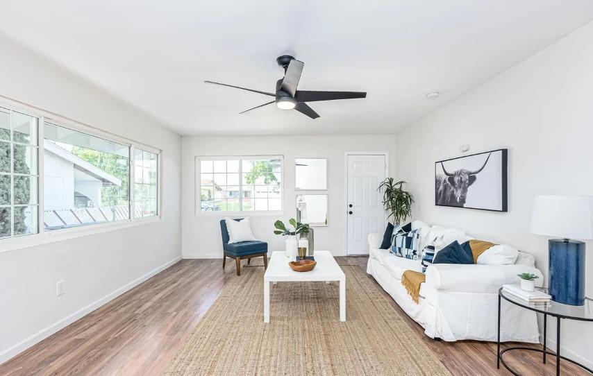 Detail Gallery Image 20 of 28 For 635 Paraiso, Spring Valley,  CA 91977 - 2 Beds | 2 Baths