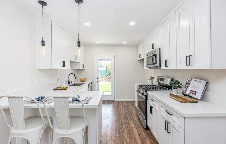 Detail Gallery Image 21 of 28 For 635 Paraiso, Spring Valley,  CA 91977 - 2 Beds | 2 Baths