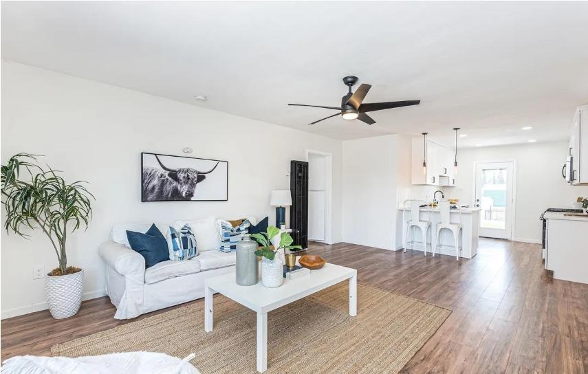 Detail Gallery Image 23 of 28 For 635 Paraiso, Spring Valley,  CA 91977 - 2 Beds | 2 Baths