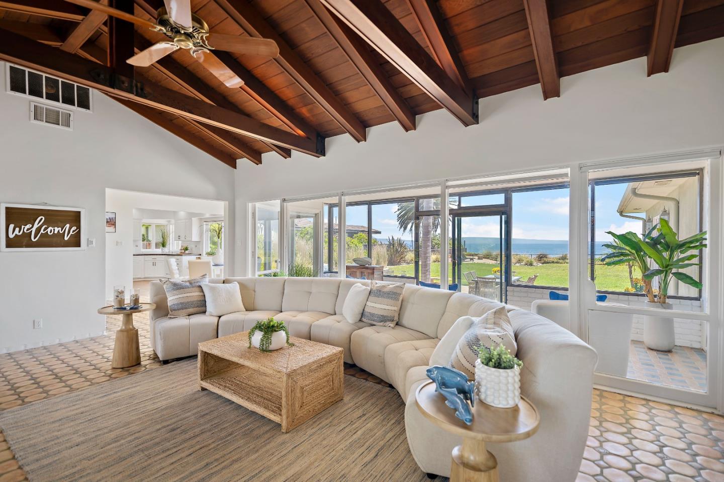 Detail Gallery Image 16 of 69 For 4120 Opal Cliff Dr, Santa Cruz,  CA 95062 - 3 Beds | 2/1 Baths