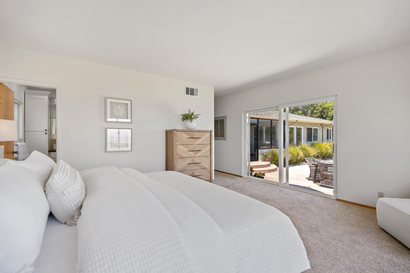 Detail Gallery Image 38 of 69 For 4120 Opal Cliff Dr, Santa Cruz,  CA 95062 - 3 Beds | 2/1 Baths