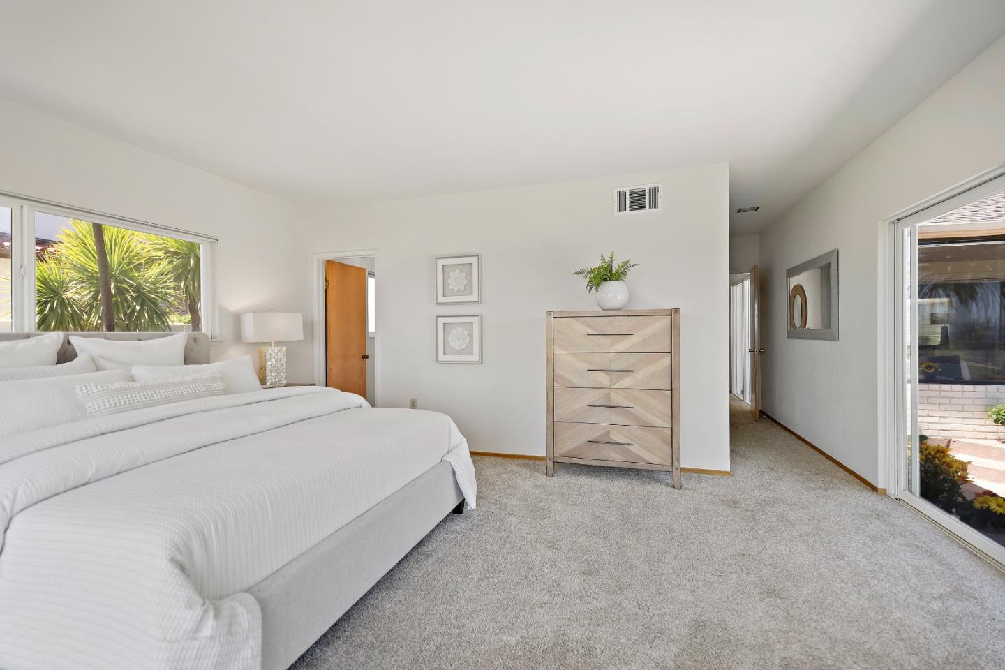 Detail Gallery Image 39 of 69 For 4120 Opal Cliff Dr, Santa Cruz,  CA 95062 - 3 Beds | 2/1 Baths