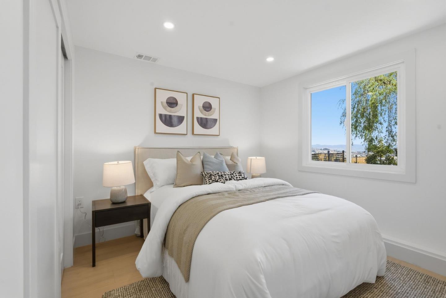 Detail Gallery Image 17 of 51 For 14 Jules Ave, San Francisco,  CA 94112 - 3 Beds | 2 Baths