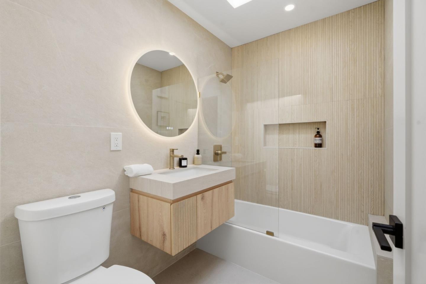 Detail Gallery Image 18 of 51 For 14 Jules Ave, San Francisco,  CA 94112 - 3 Beds | 2 Baths