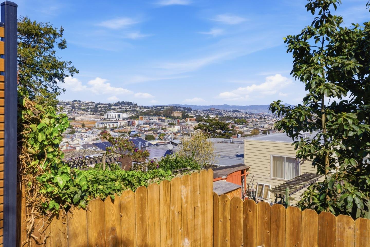 Detail Gallery Image 22 of 51 For 14 Jules Ave, San Francisco,  CA 94112 - 3 Beds | 2 Baths