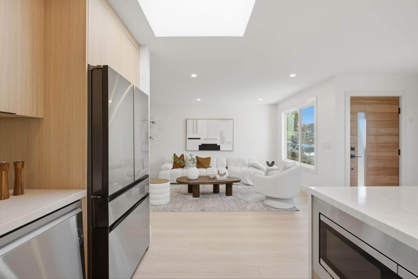 Detail Gallery Image 8 of 51 For 14 Jules Ave, San Francisco,  CA 94112 - 3 Beds | 2 Baths