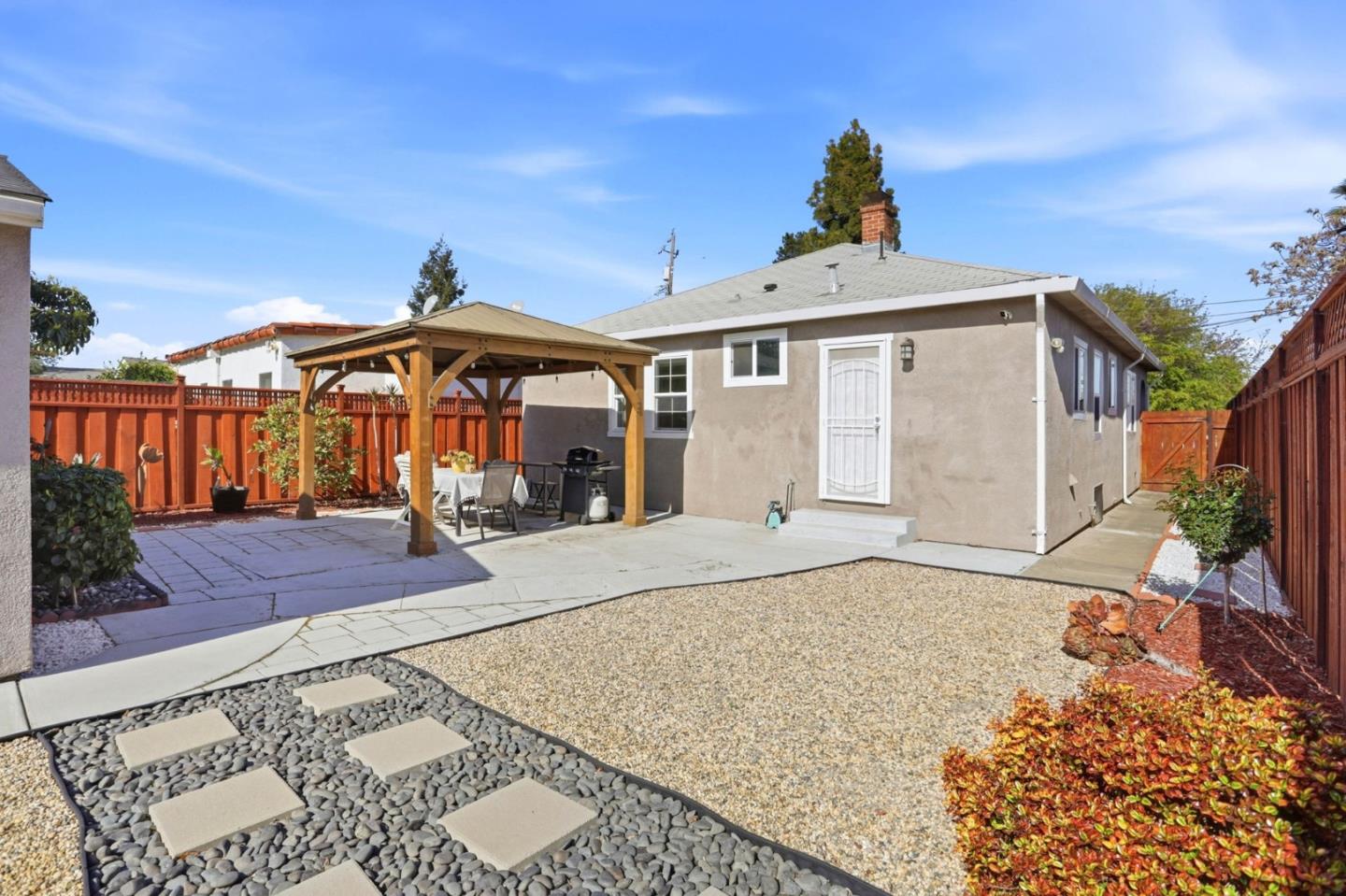 Detail Gallery Image 33 of 42 For 166 E Humboldt St, San Jose,  CA 95112 - 2 Beds | 1 Baths