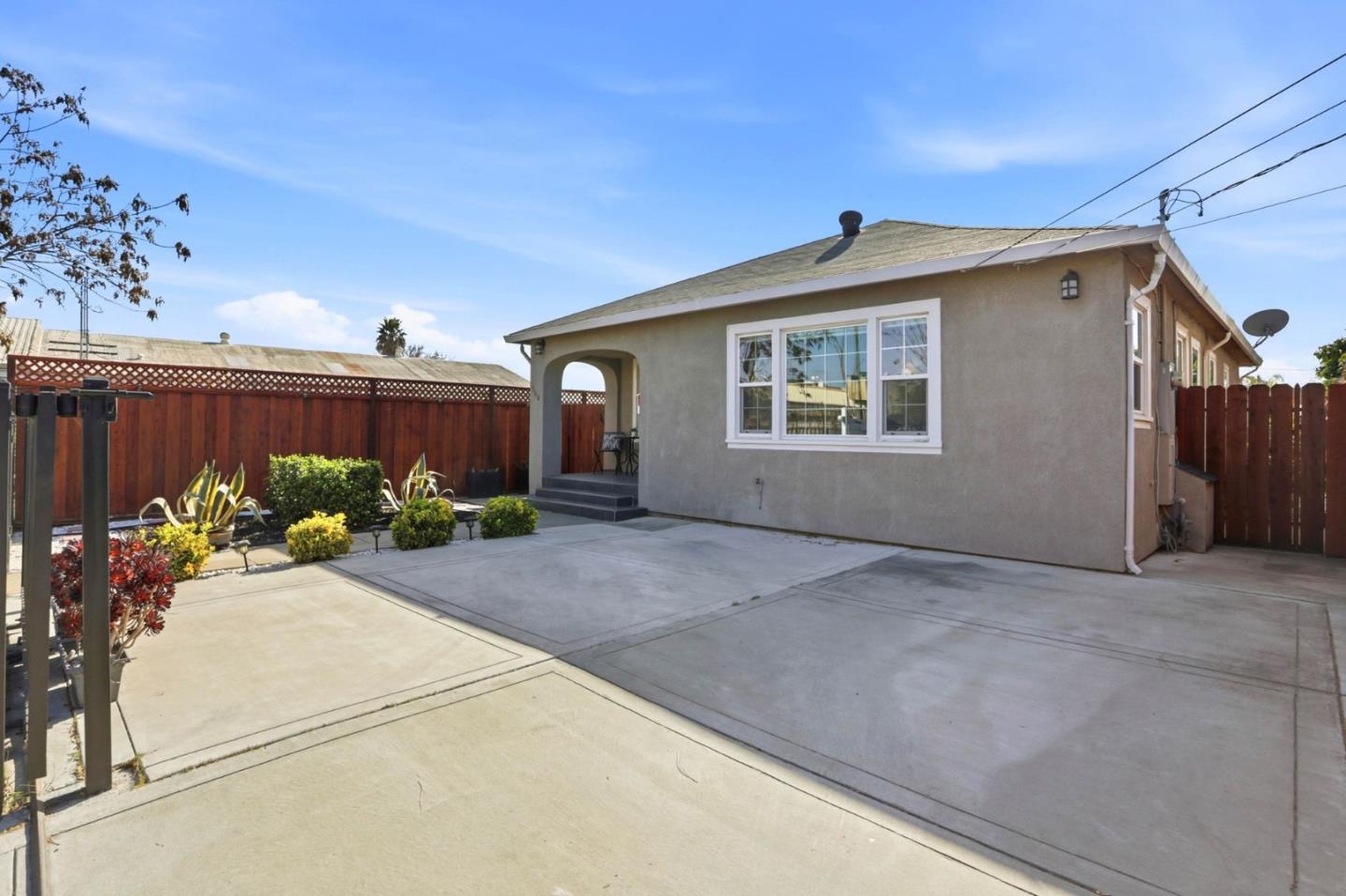 Detail Gallery Image 38 of 42 For 166 E Humboldt St, San Jose,  CA 95112 - 2 Beds | 1 Baths