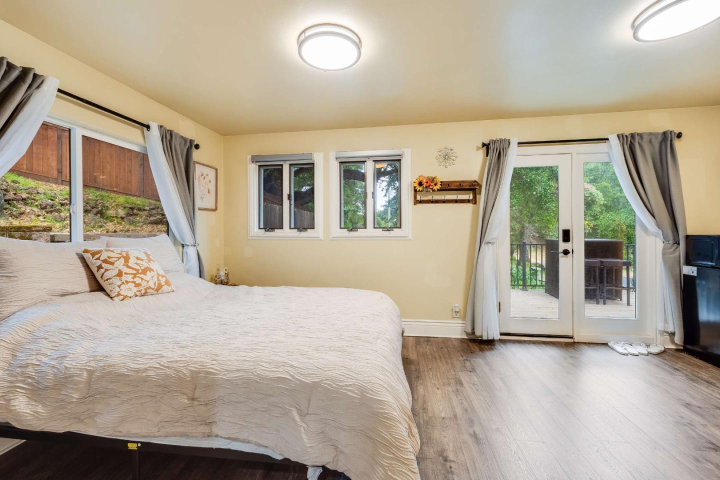 Detail Gallery Image 32 of 43 For 17645 Manzanita Dr, Morgan Hill,  CA 95037 - 4 Beds | 4/1 Baths