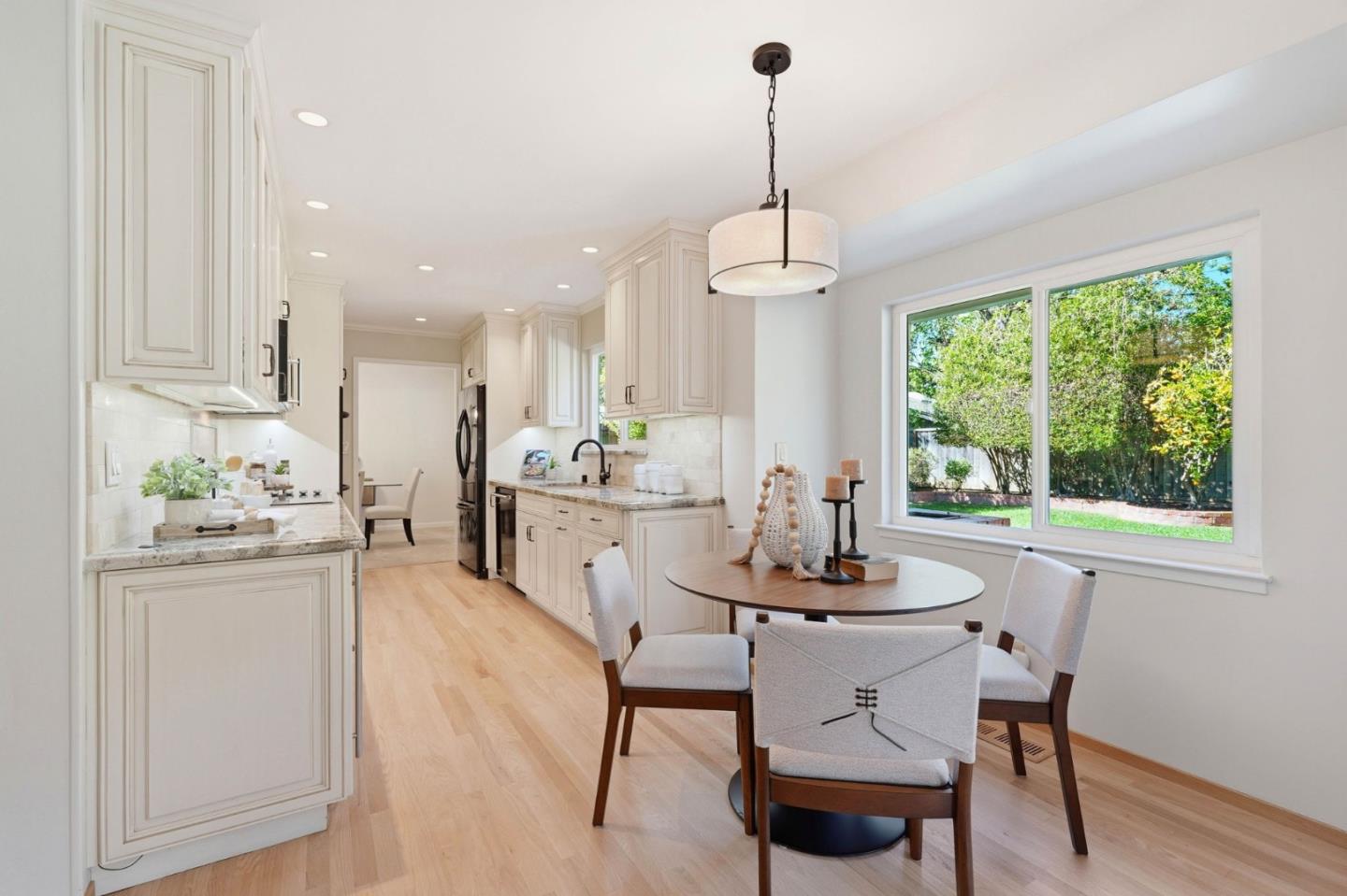 Detail Gallery Image 10 of 53 For 997 Wallace Dr, San Jose,  CA 95120 - 4 Beds | 2/1 Baths