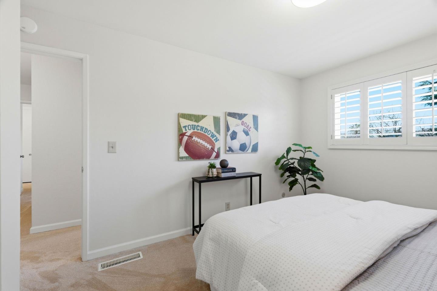 Detail Gallery Image 18 of 53 For 997 Wallace Dr, San Jose,  CA 95120 - 4 Beds | 2/1 Baths