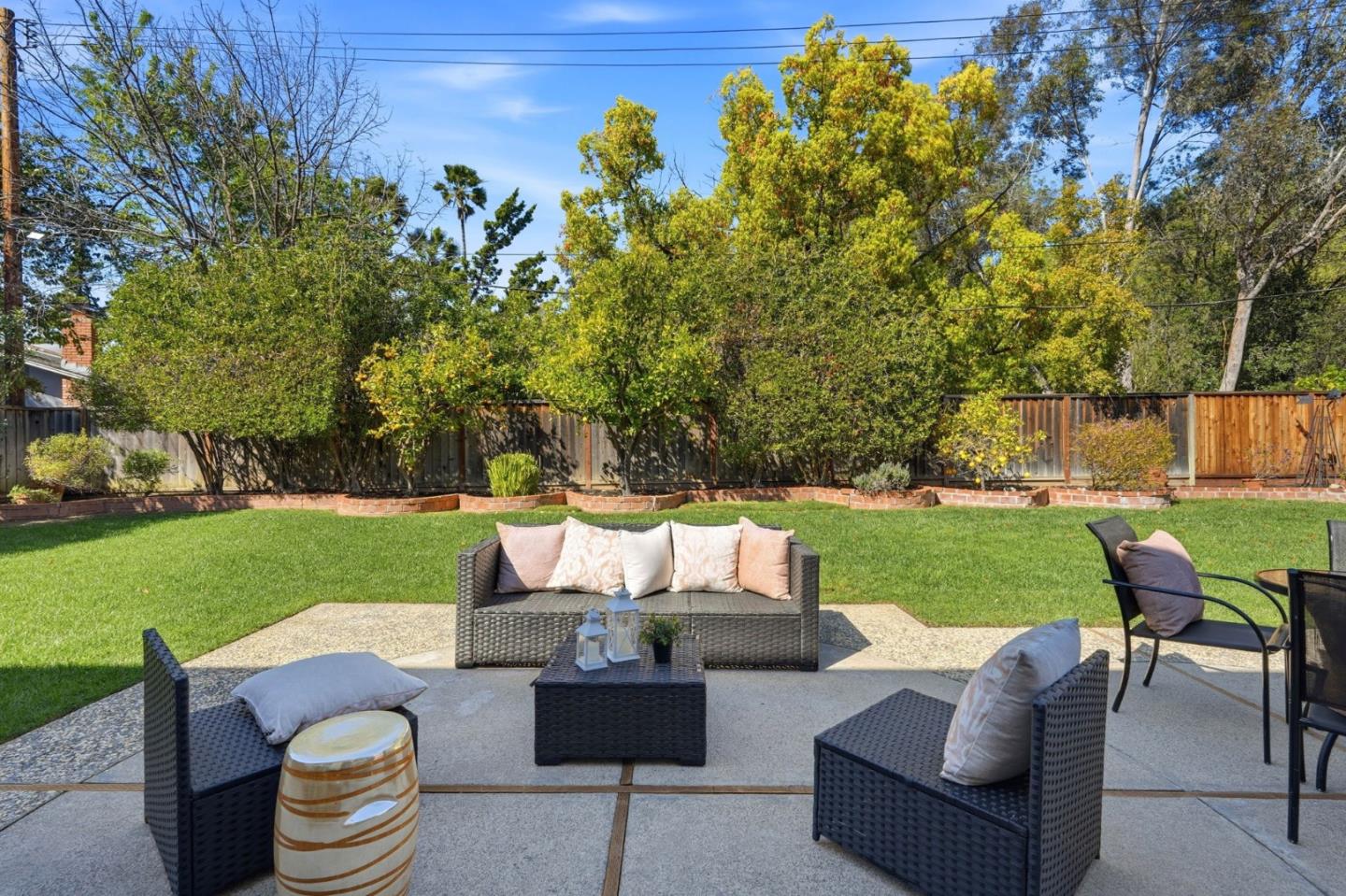 Detail Gallery Image 33 of 53 For 997 Wallace Dr, San Jose,  CA 95120 - 4 Beds | 2/1 Baths