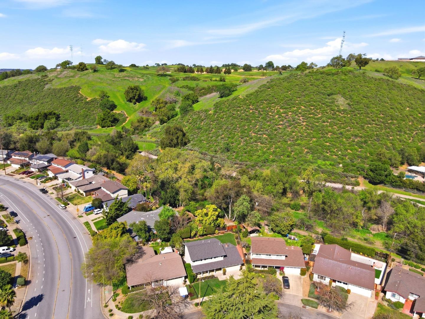 Detail Gallery Image 47 of 53 For 997 Wallace Dr, San Jose,  CA 95120 - 4 Beds | 2/1 Baths